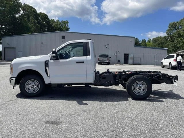 2025 Ford F-250 Super Duty XL - Photo 26