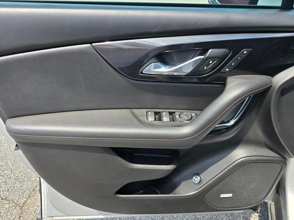 Used 2021 Silver Chevrolet RS image 11