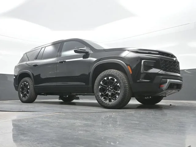 New 2027 Mosaic Black Metallic Chevrolet Z71 image 23