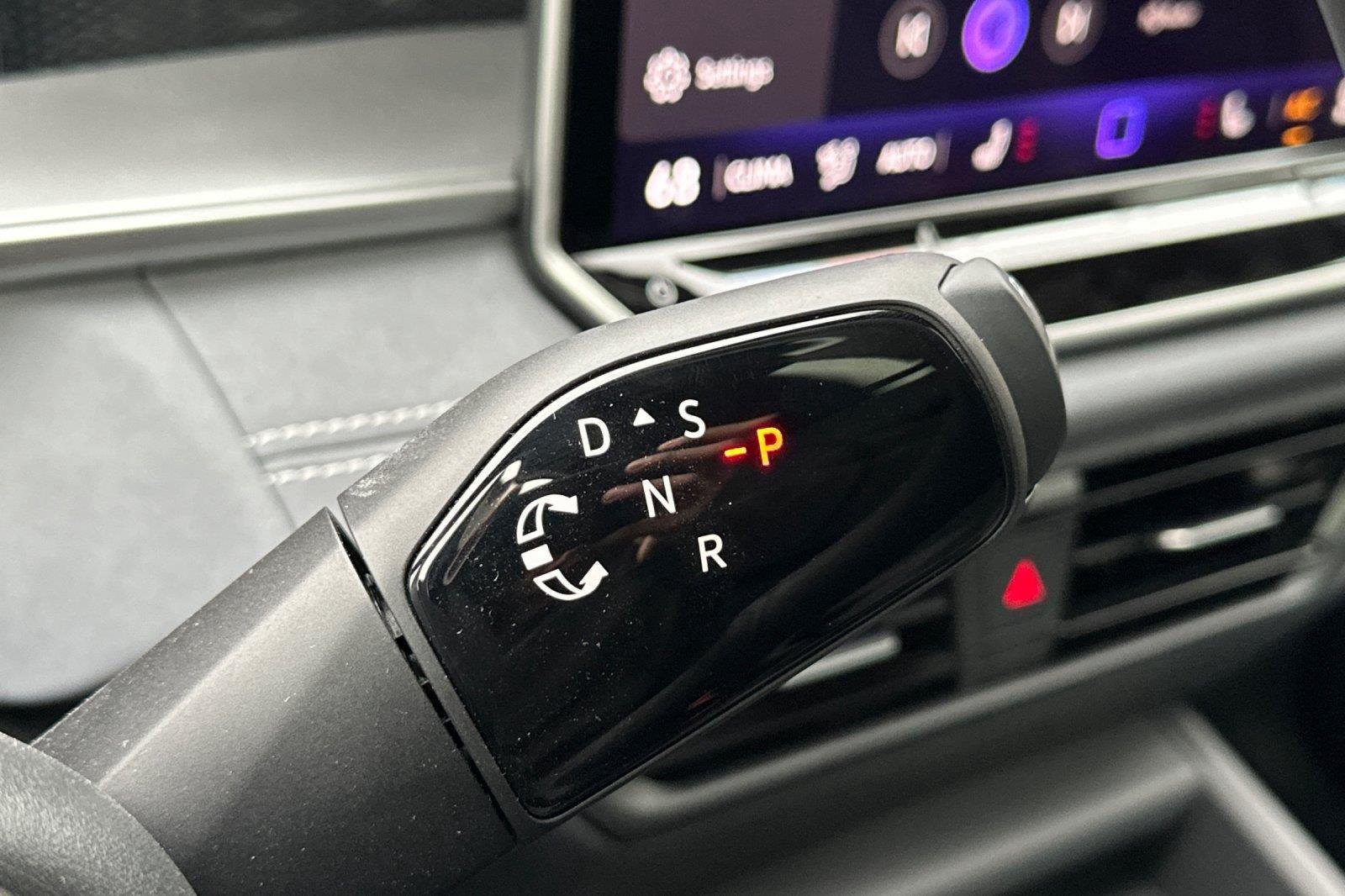 New 2026 Opal White Pearl Volkswagen SE R-Line Black image 20