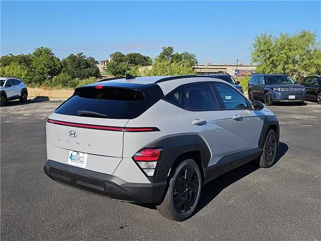 New 2027 Cyber Gray Hyundai SEL Sport image 4