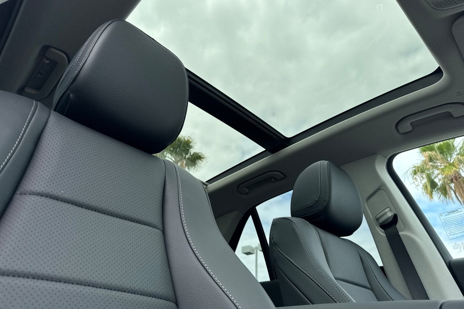 New 2026 Selenite Grey Metallic Mercedes-Benz GLE 350 image 36