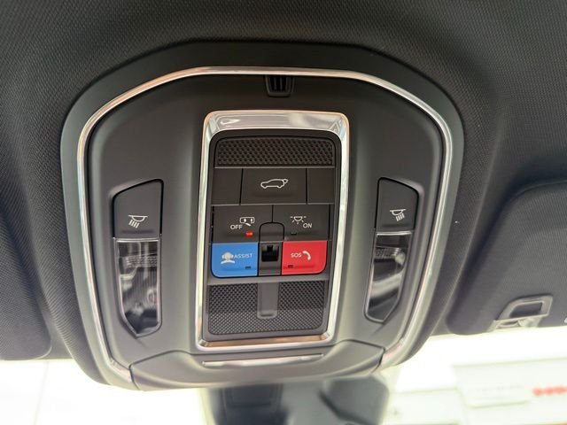 2025 Jeep Grand Cherokee L Limited - Photo 23