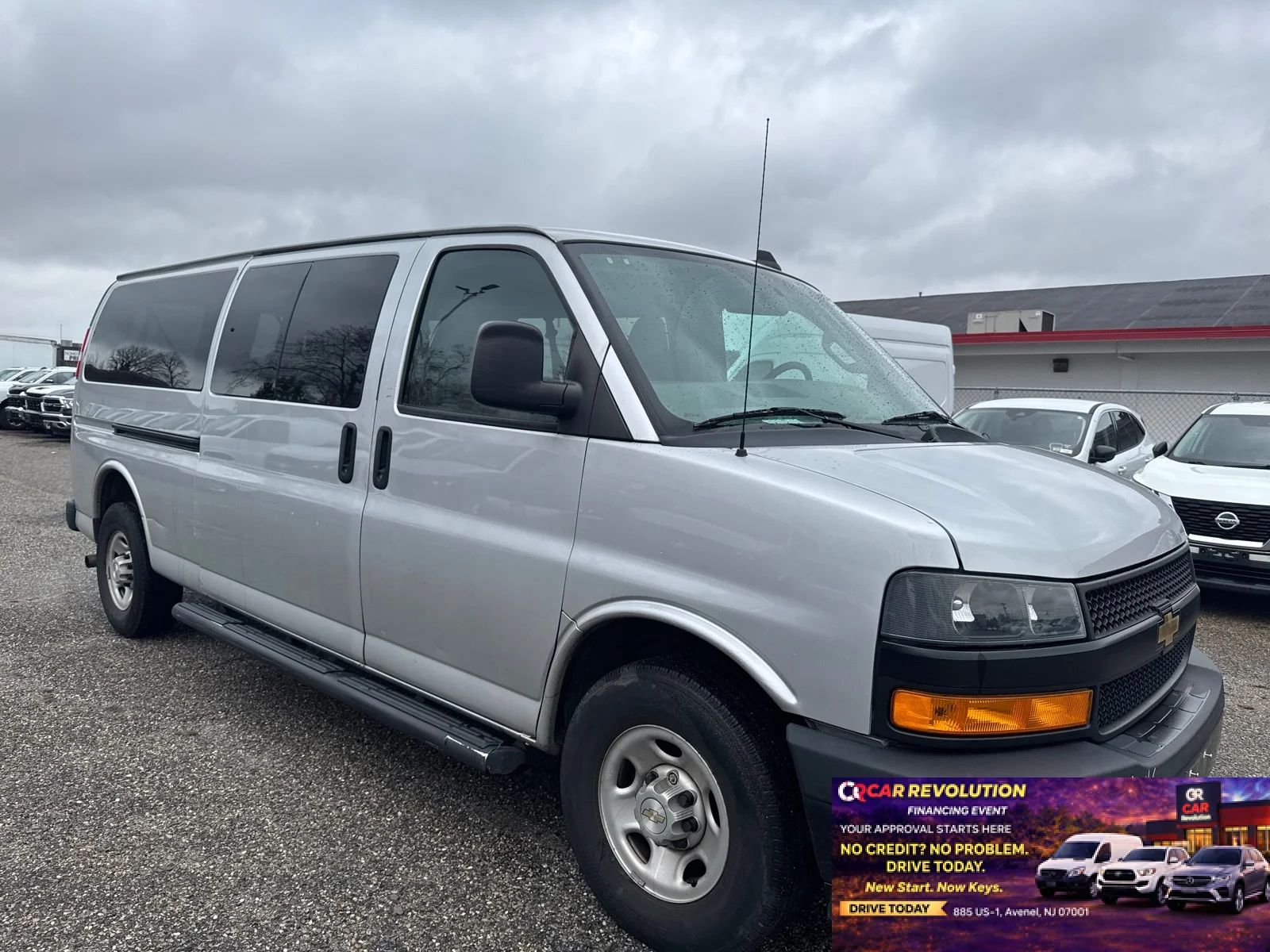 2020 Chevrolet Express 3500 LS Extended's photo