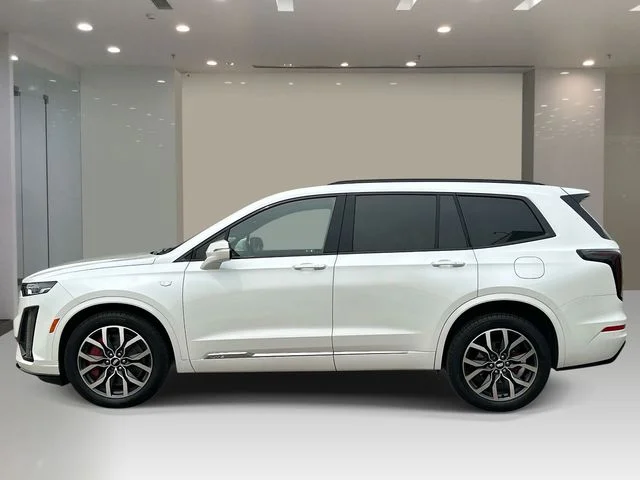 Used 2023 White Cadillac Sport image 2