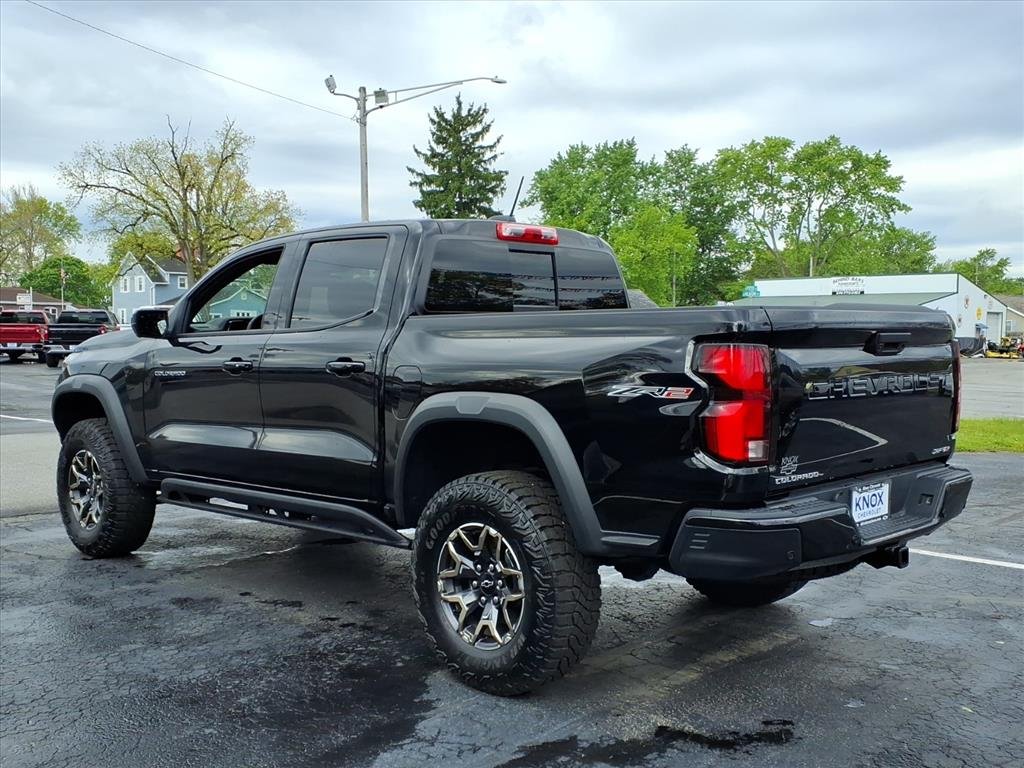 Used 2025 Black Chevrolet ZR2 image 8