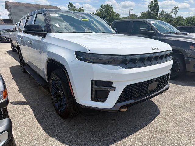 New 2026 Bright White Clear-Coat Exterior Paint Jeep  image 3