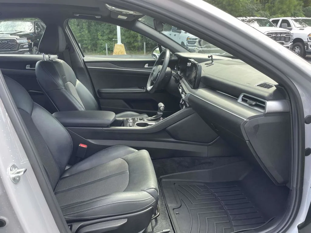 Certified Used 2024 Gray Kia GT-Line image 15
