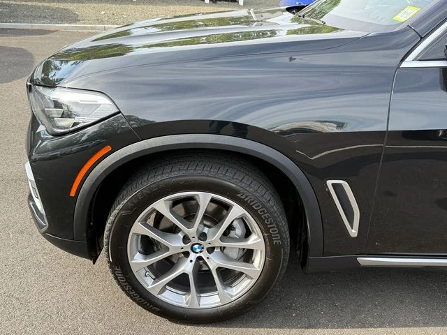 Used 2022 Black Sapphire Metallic BMW xDrive40i image 10