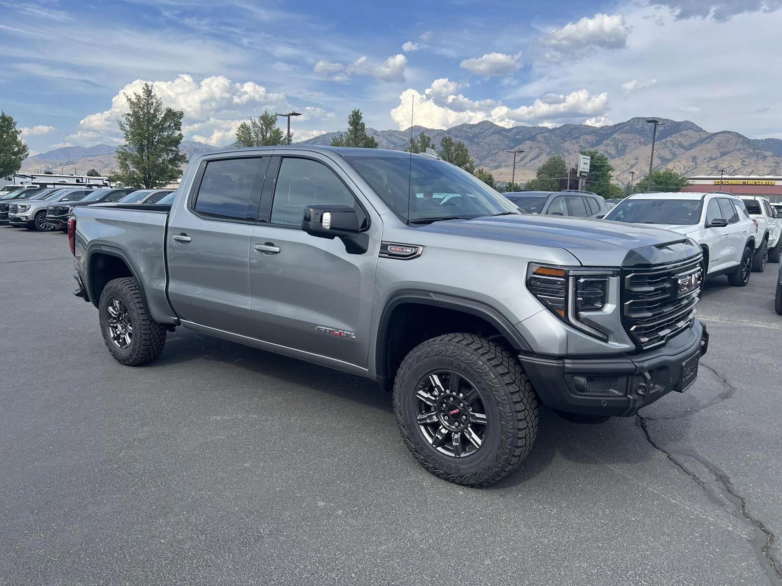 2026 GMC Sierra 1500 AT4X - Photo 7