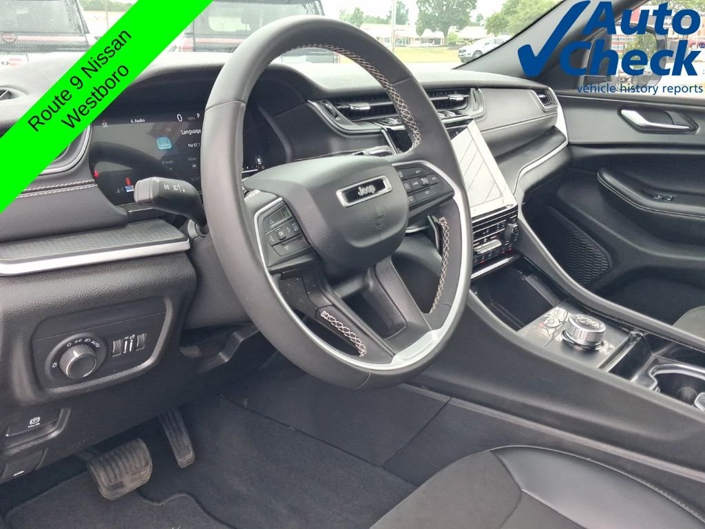 Used 2023 White Jeep Altitude X image 20