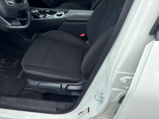 Used 2025 White Nissan S image 7