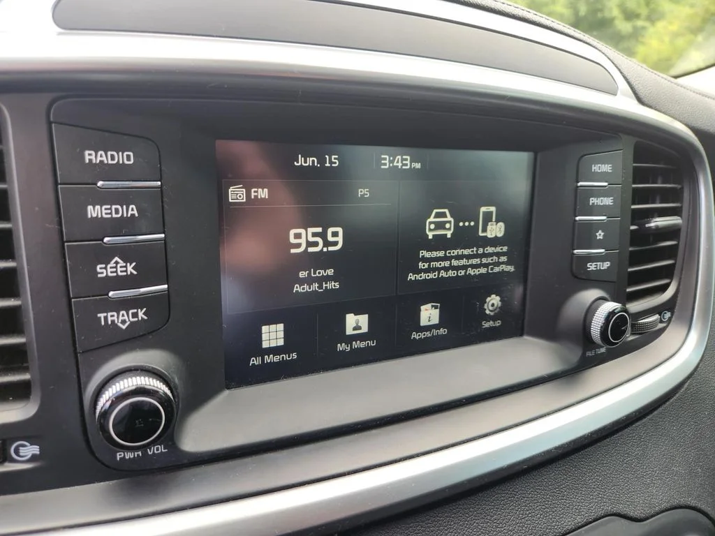 Used 2020 Black Kia EX image 18