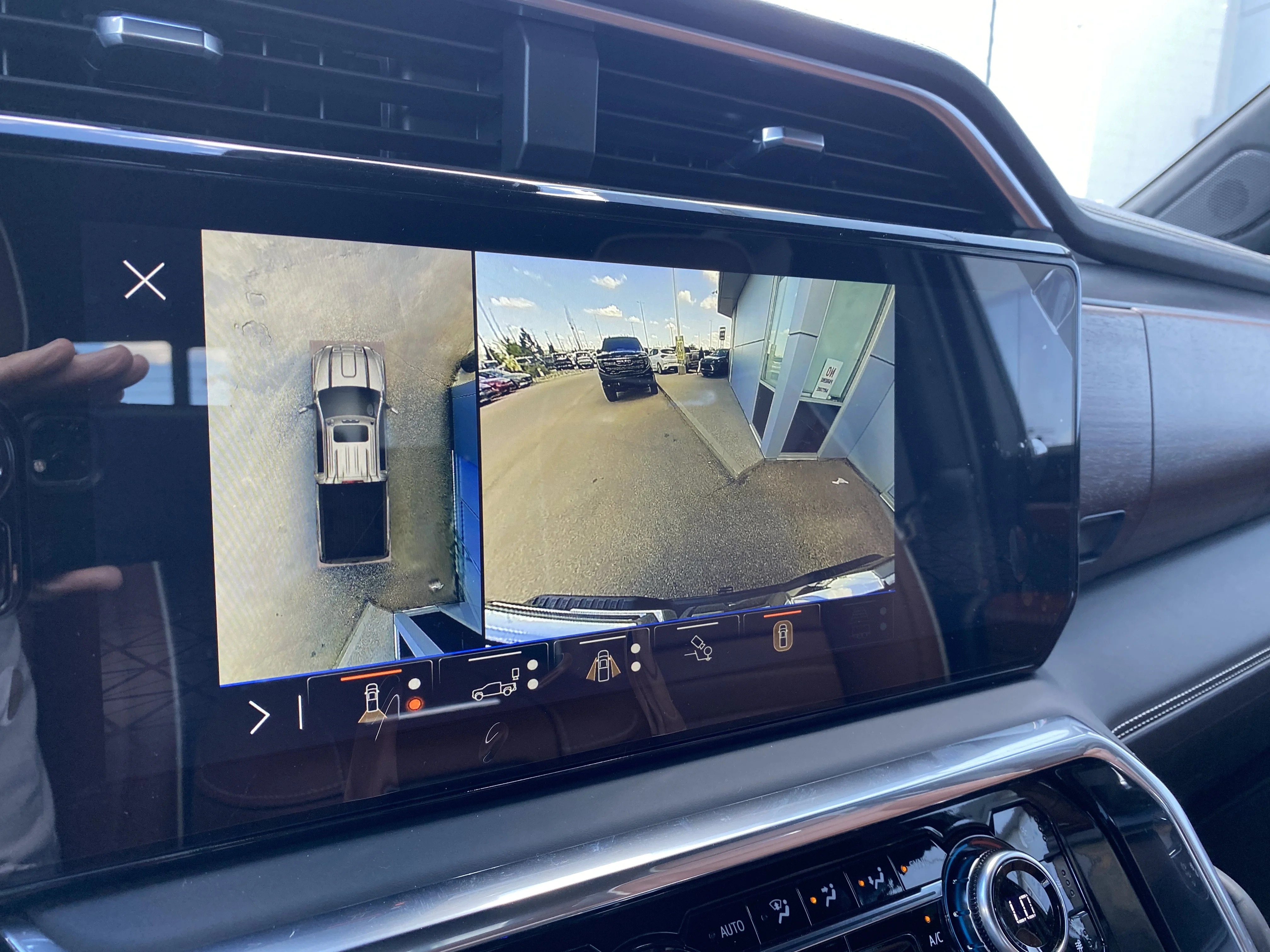 New 2026 ONYX BLACK GMC Denali Ultimate image 22