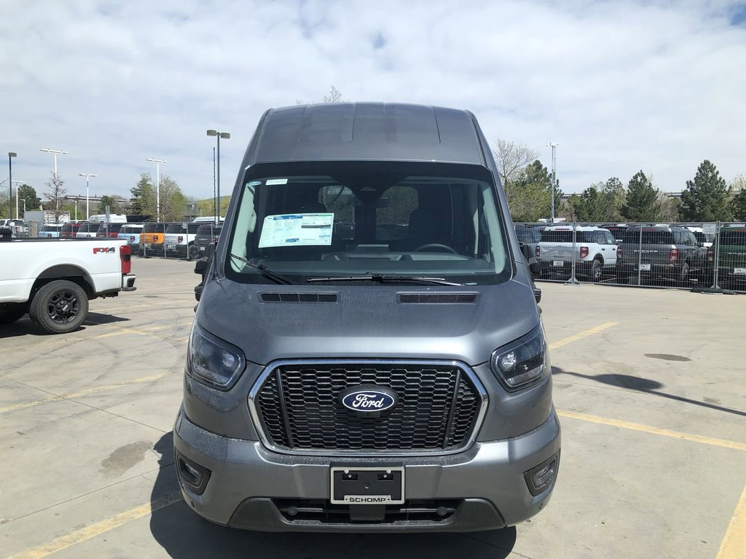 New 2026 Carbonized Gray Metallic Ford  image 4