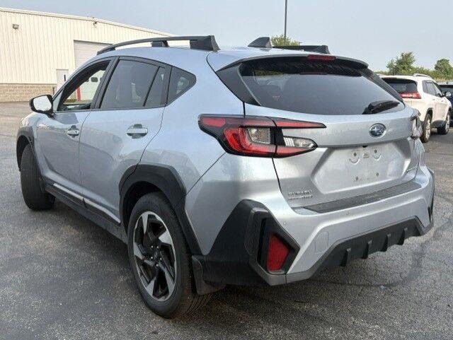 Used 2024 Ice Silver Metallic Subaru Limited image 10
