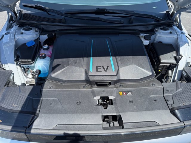 Used 2024 Cyber Gray Hyundai SEL image 20