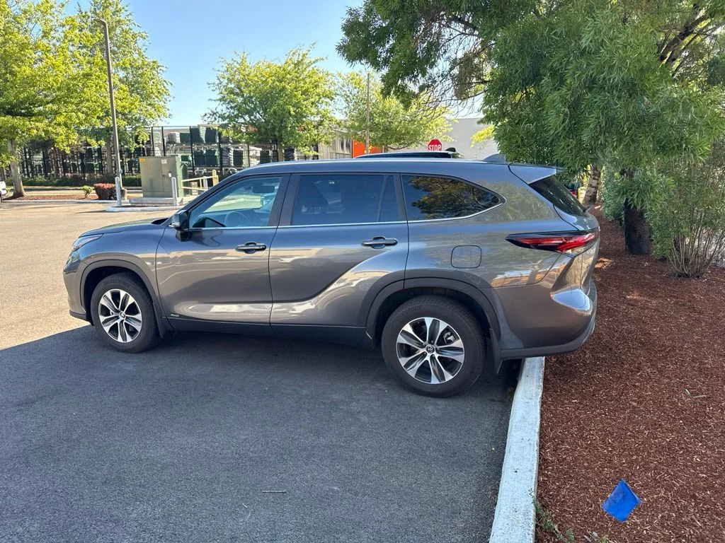 Used 2024 Gray Toyota XLE image 3