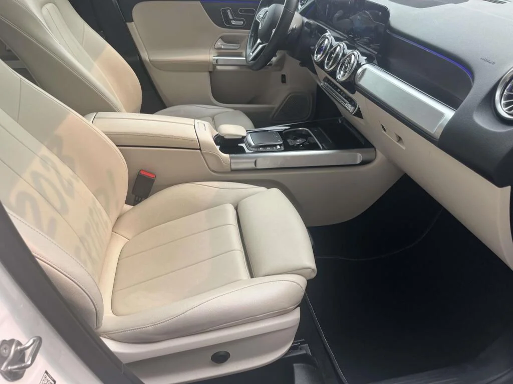 Certified Used 2023 Polar White Mercedes-Benz GLB 250 image 22