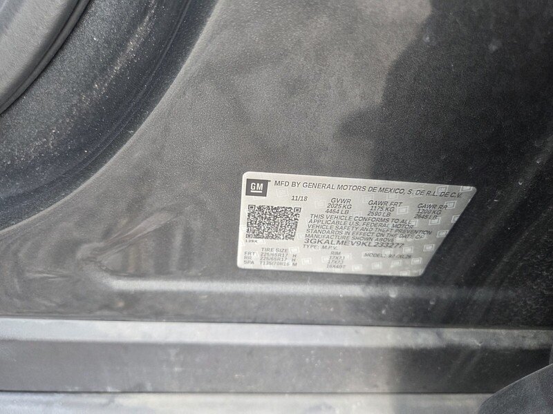 Used 2019 Gray GMC SLE image 32