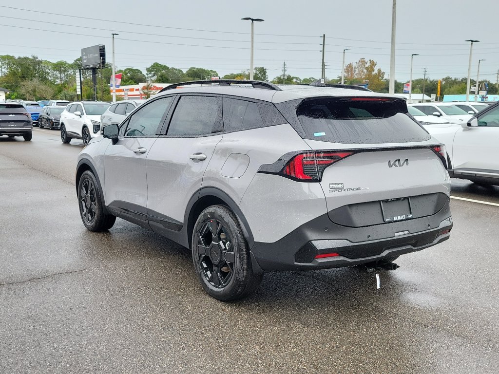 New 2027 Wolf Gray Kia X-Line image 4