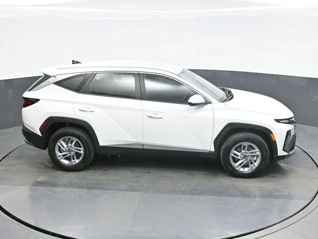 New 2026 White Hyundai SE AWD image 16