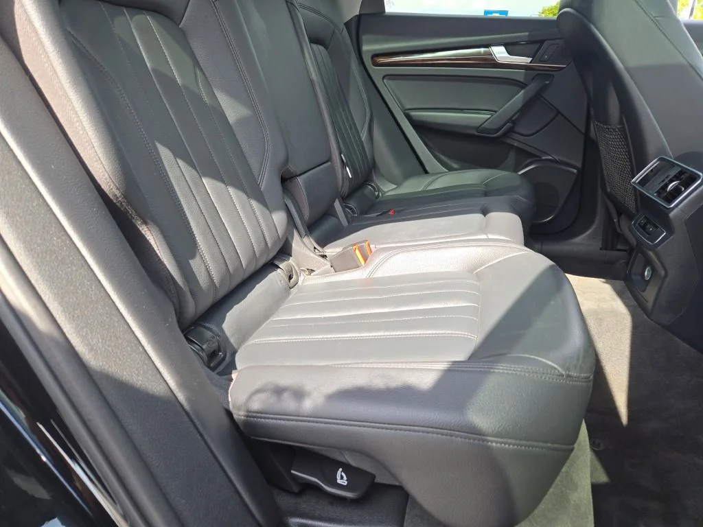 Used 2018 Black Audi 2.0T image 9