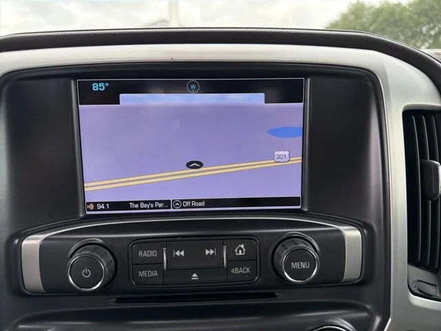 Used 2018 RED QUARTZ TINTCOAT GMC SLT image 23