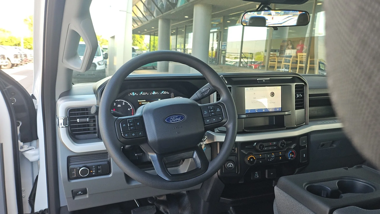 New 2027 Oxford White Ford XL 2WD image 14