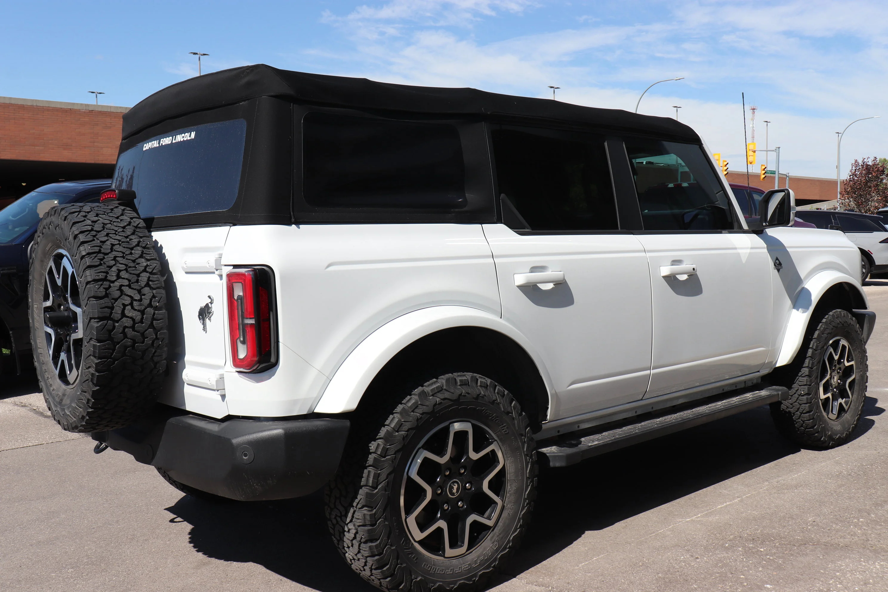 Certified Used 2022 White Ford Base 4 Door Advanced 4x4 image 4