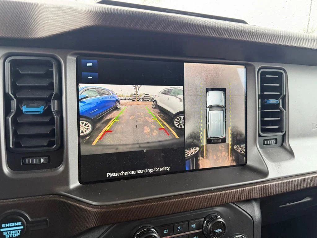 Used 2022 Gray Metallic Ford Outer Banks image 12