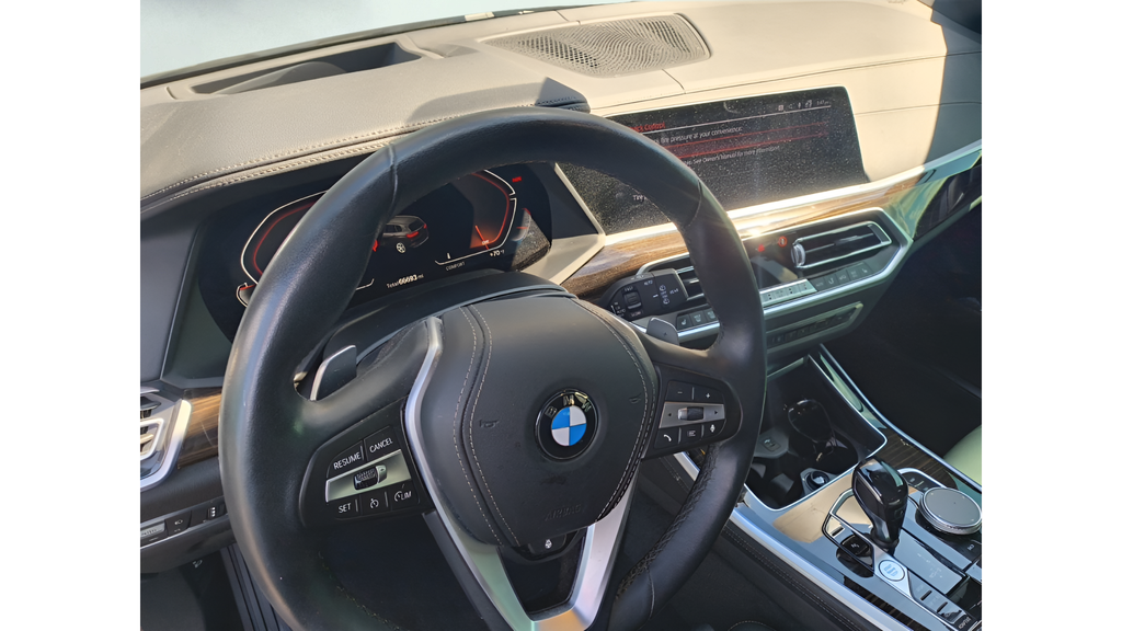 Used 2021 Mineral White Metallic BMW xDrive40i image 14