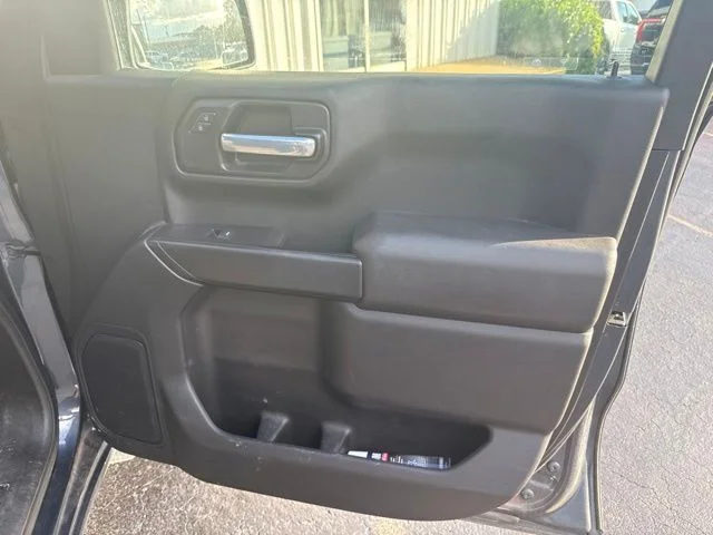 Used 2021 Gray Chevrolet Custom image 26