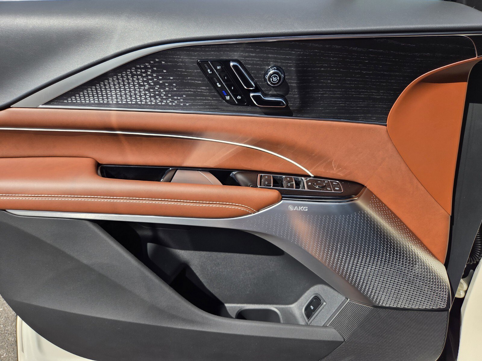 2027 Cadillac LYRIQ Signature Sport - Photo 18