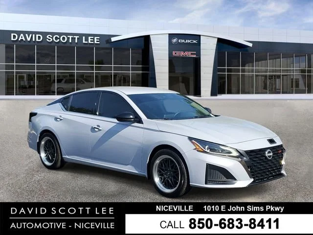 Used 2024 Gray Nissan 2.5 SR image 1