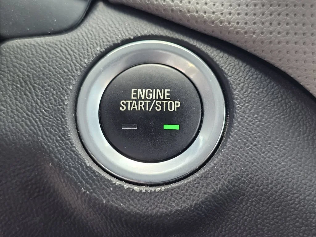 Used 2019 NIGHTFALL GRAY METALLIC Chevrolet Premier image 23