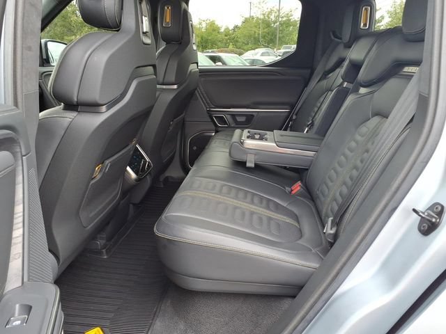Used 2023  RIVIAN Adventure image 18