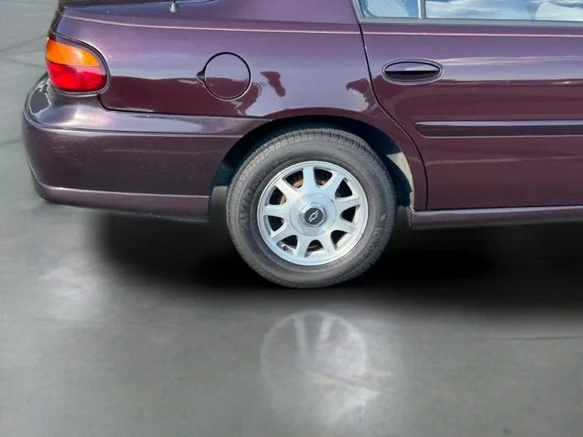 Used 1999 Red Chevrolet LS image 14