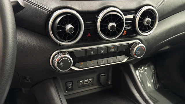 Used 2025 Gray Nissan SV image 30