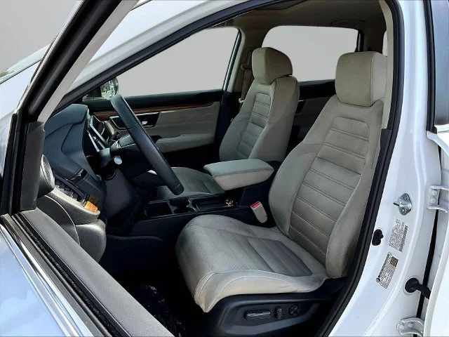 Used 2022 White Honda EX image 23