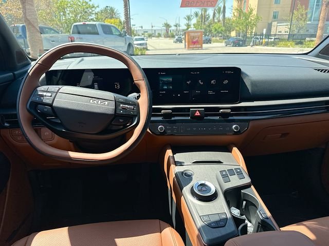 New 2027 Fusion Black Kia X-Line image 23