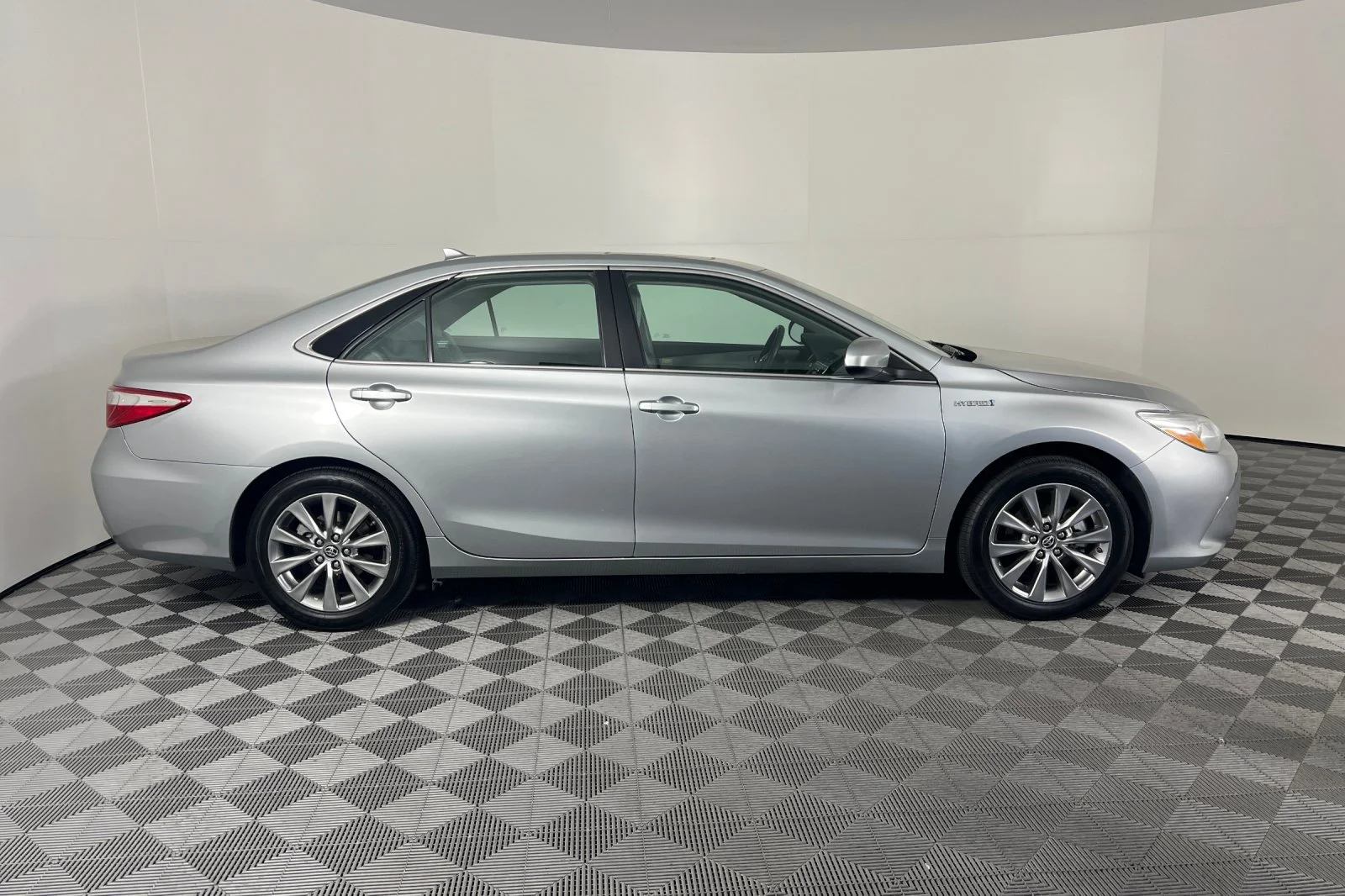 Used 2017 Celestial Silver Toyota Hybrid XLE image 2
