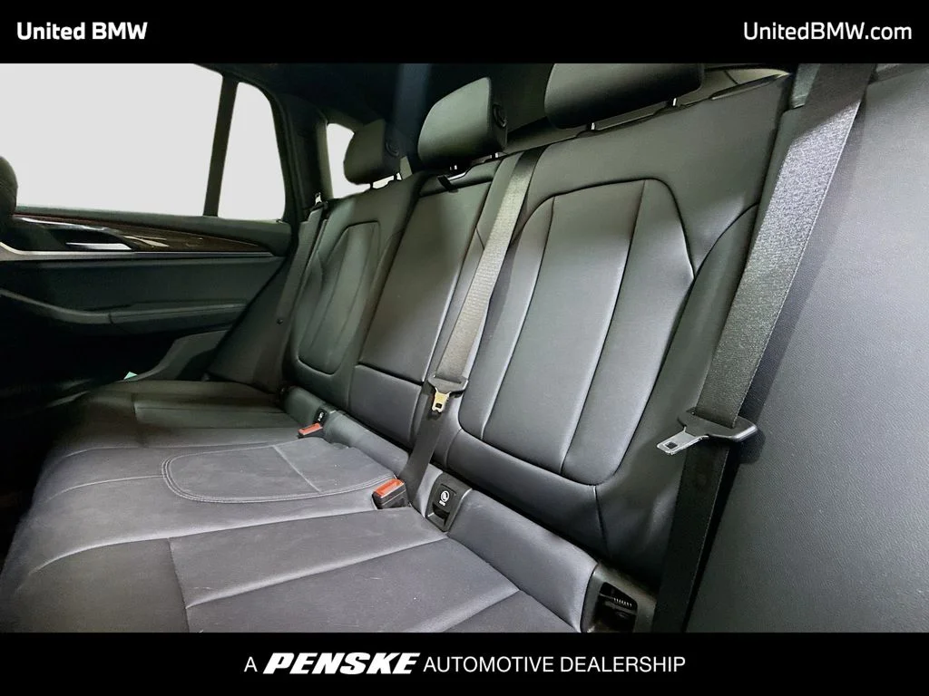 Used 2021 Glacier Silver Metallic BMW sDrive30i image 13