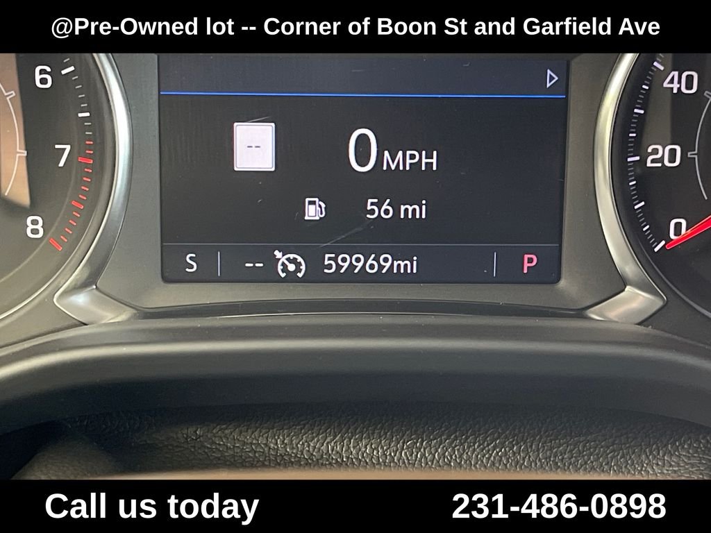 Used 2023 Silver GMC SLT image 24
