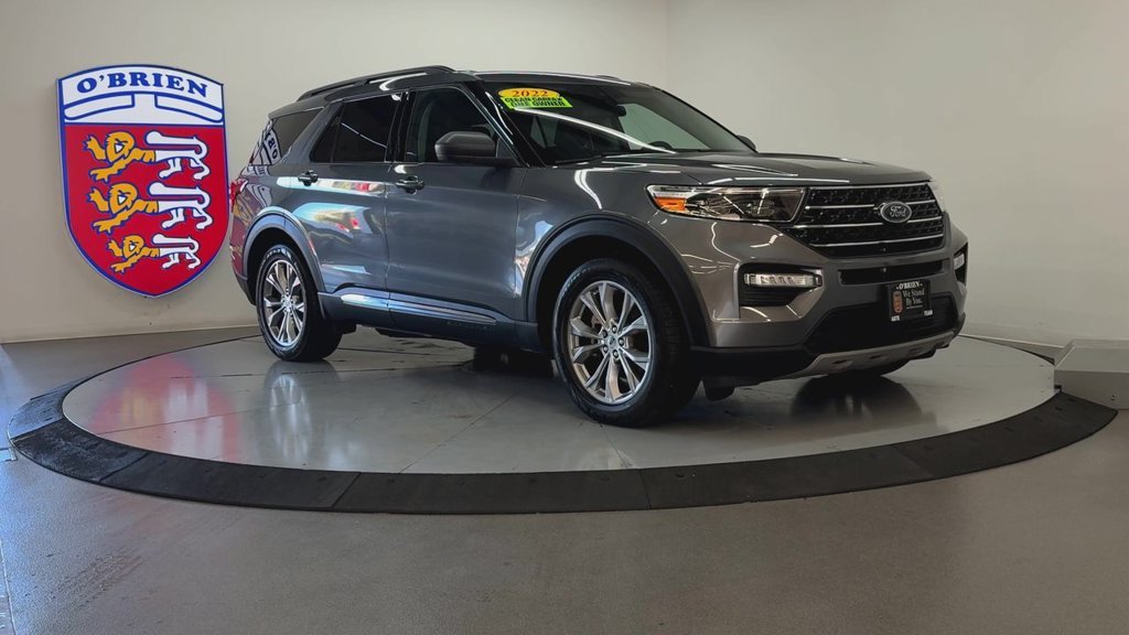 Used 2022 Gray Metallic Ford XLT image 2