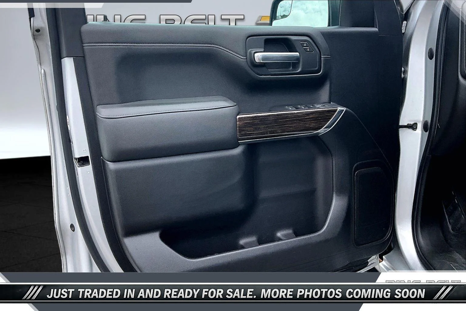 Used 2021 Silver GMC SLE image 18