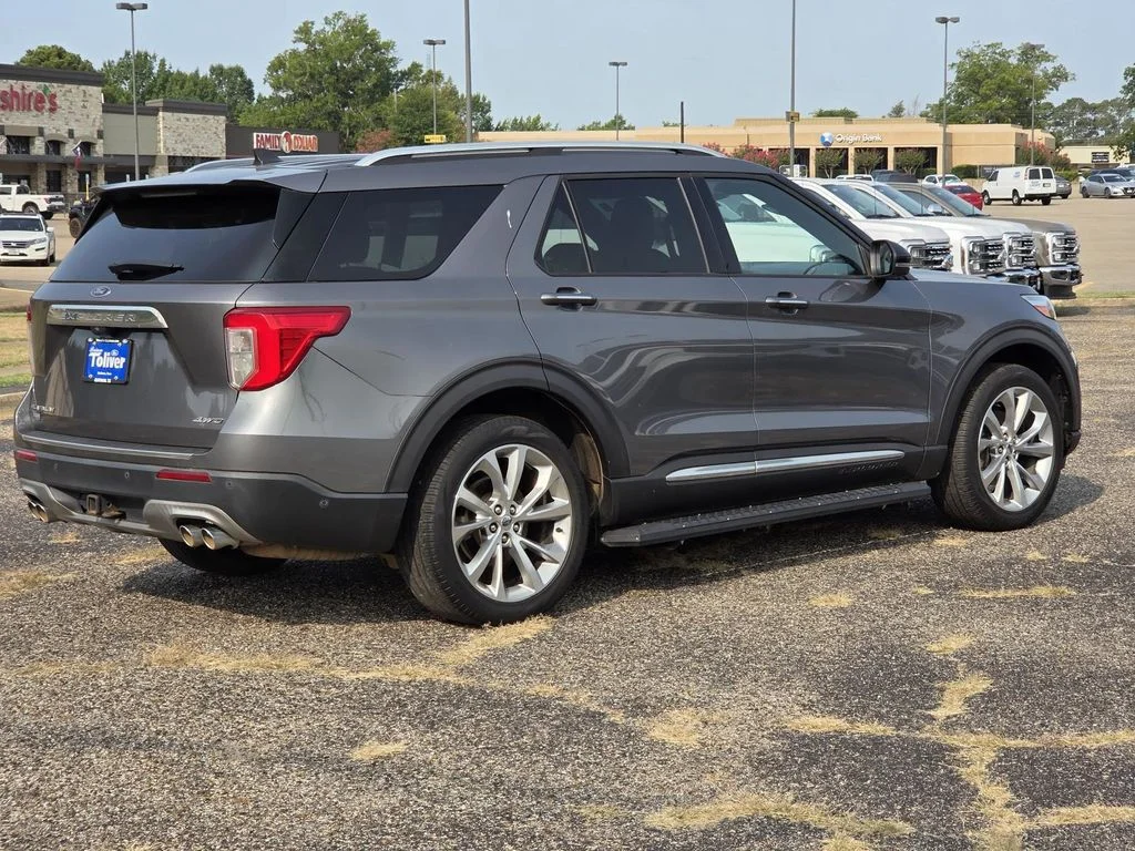 Used 2021 Gray Metallic Ford Platinum image 8