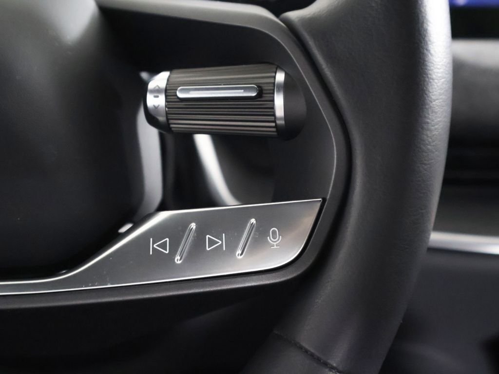 2024 Lucid Air Touring - Photo 37
