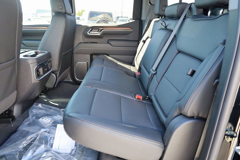 2026 GMC Sierra 1500 Denali - Photo 18