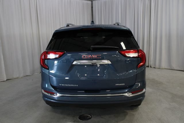 Used 2024 Downpour Metallic GMC Denali image 33